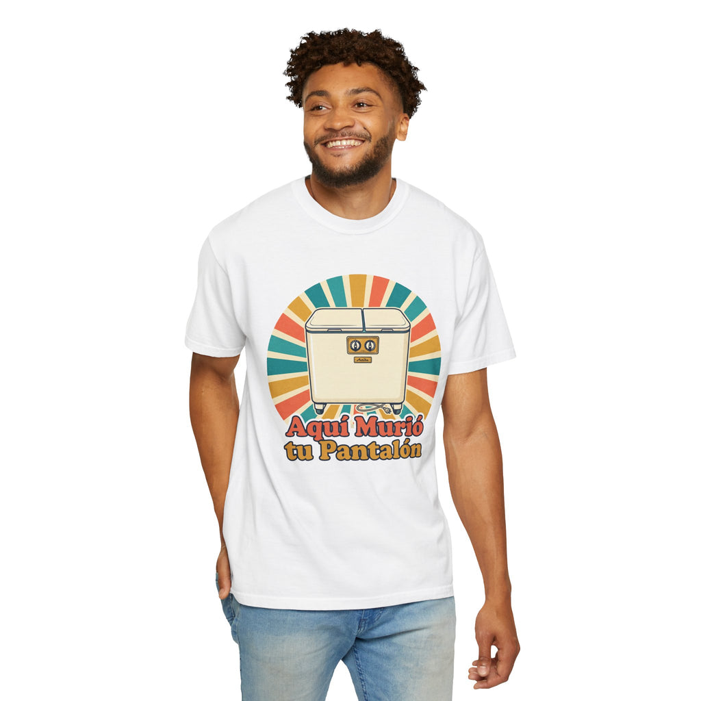Retro Cuban Washing Machine T-Shirt — "Aquí Murió tu Pantalón" Vintage Tech Graphic Tee