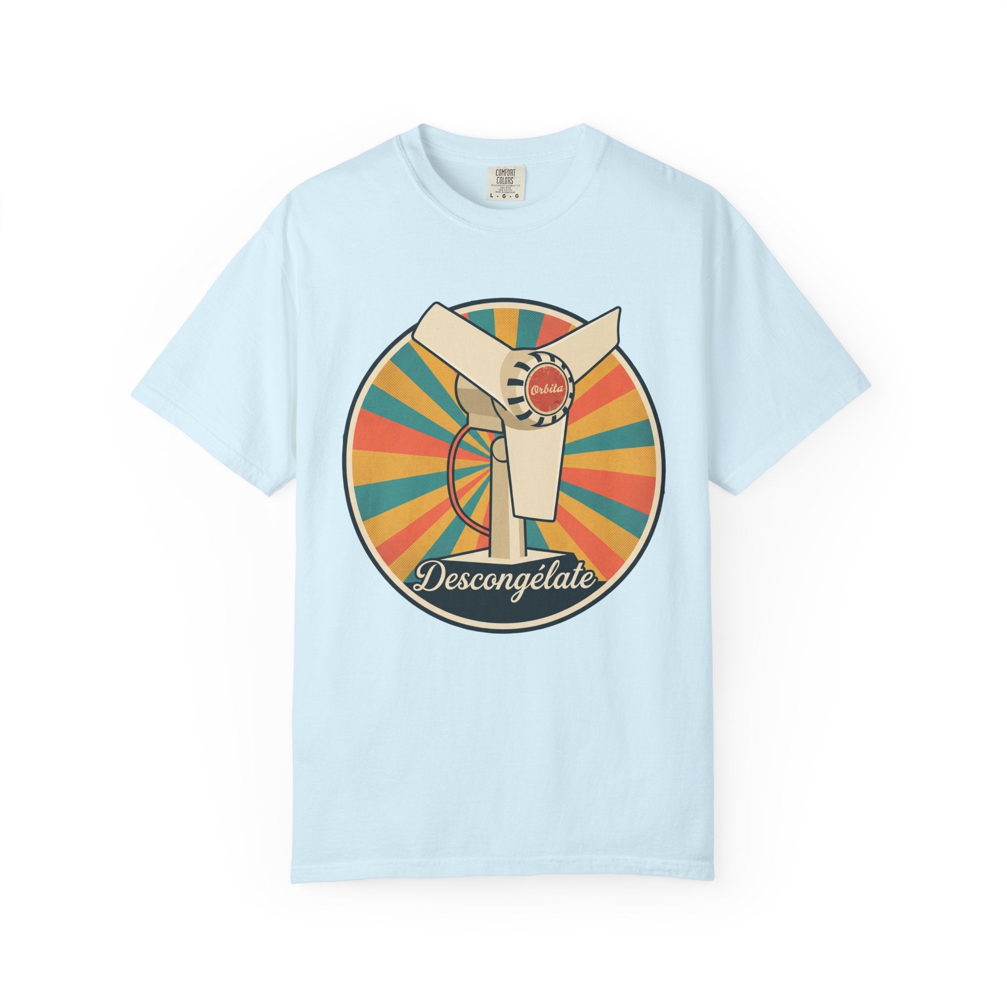 Retro Cuban Fan T-Shirt — "Descongélate" Vintage Tech Graphic Tee