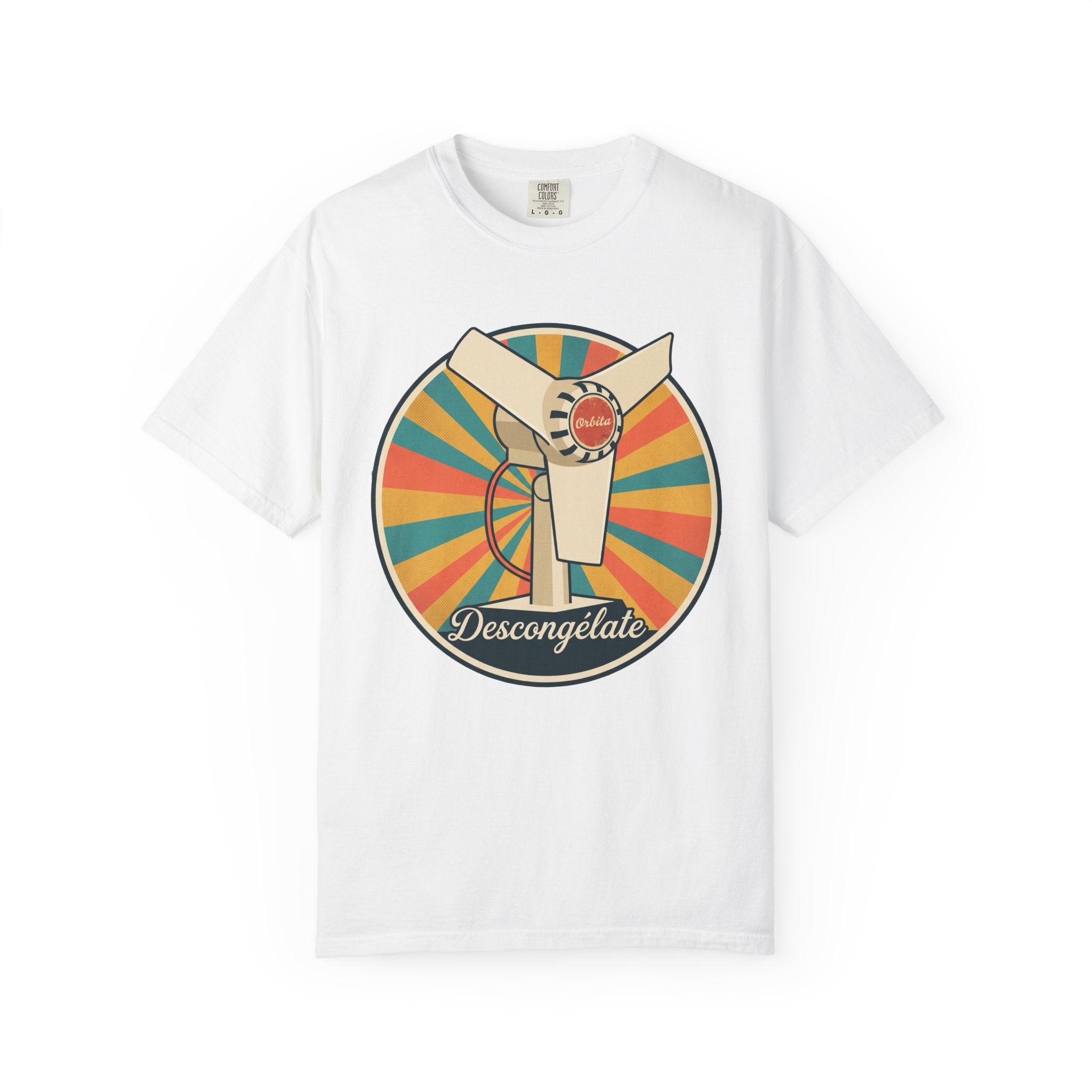 Retro Cuban Fan T-Shirt — "Descongélate" Vintage Tech Graphic Tee