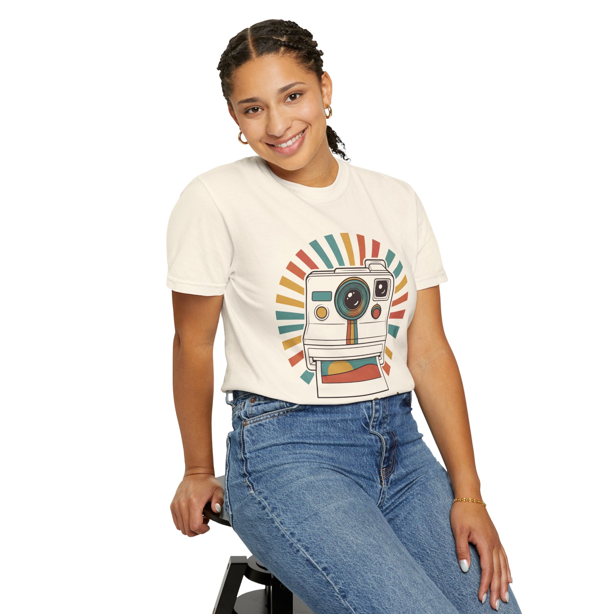 Retro Instant Camera T-shirt | Vintage Photography Tee, 80s Aesthetic