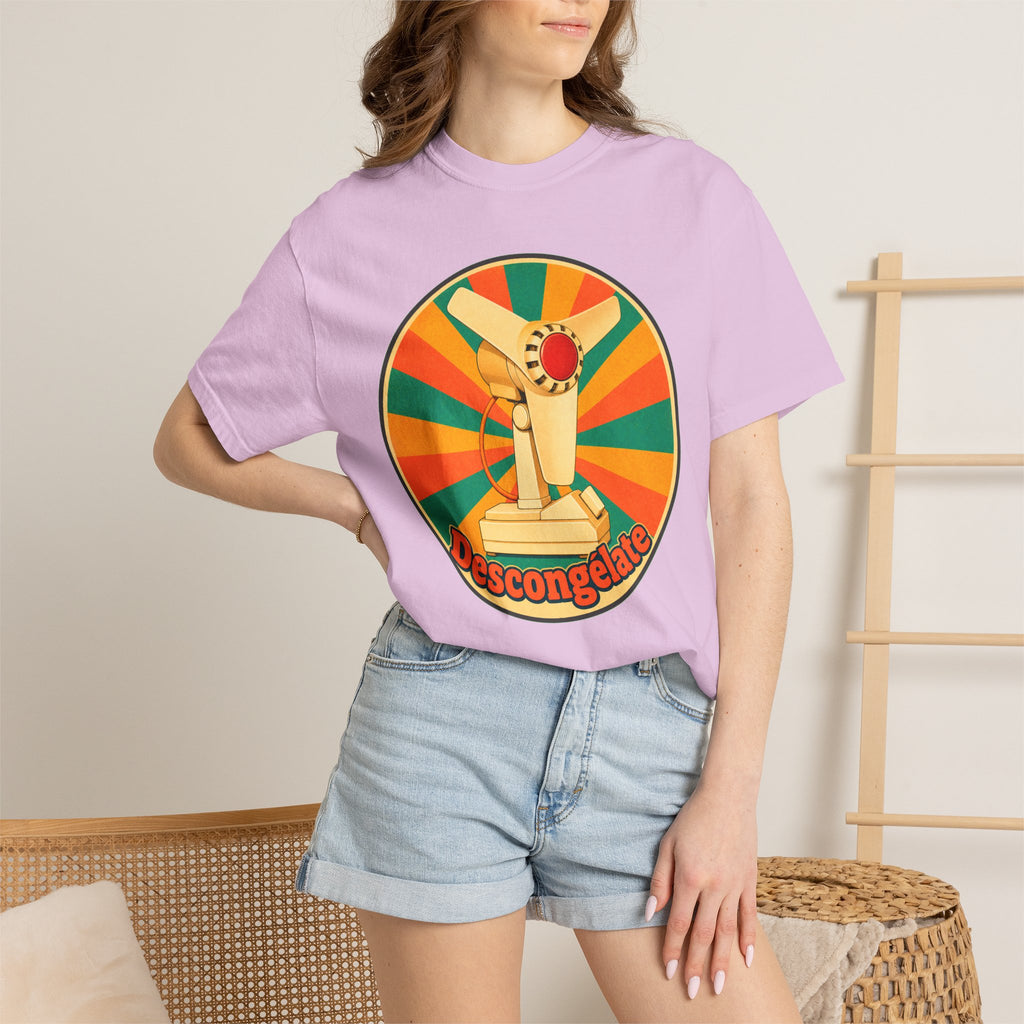 Retro Cuban Fan T-Shirt — "Descongélate" Vintage Tech Graphic Tee